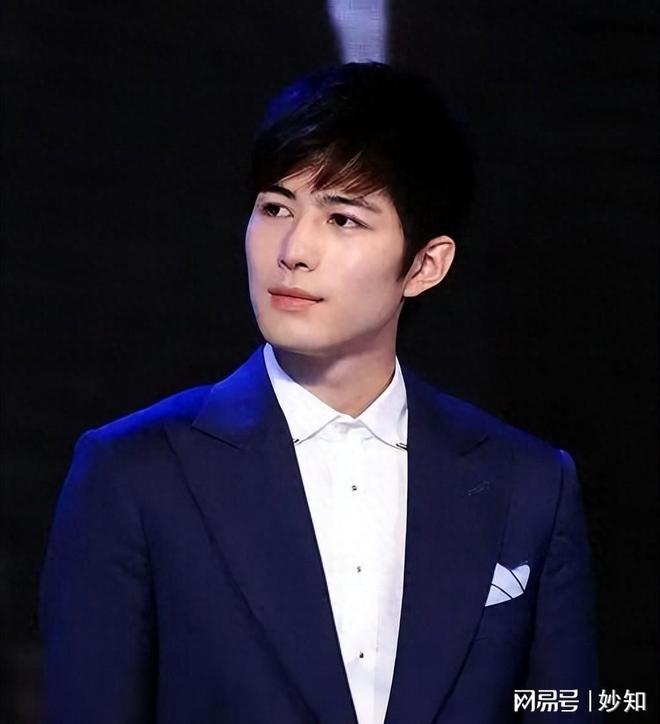 手术11部作品被下架如今生活无法自理pg模拟器试玩演员陈学冬:两年4次(图10) 手术11部作品被下架如今生活无法自理pg模拟器试玩演员陈学冬:两年4次(图10)