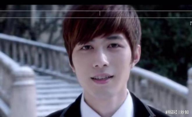 手术11部作品被下架如今生活无法自理pg模拟器试玩演员陈学冬:两年4次(图11) 手术11部作品被下架如今生活无法自理pg模拟器试玩演员陈学冬:两年4次(图11)